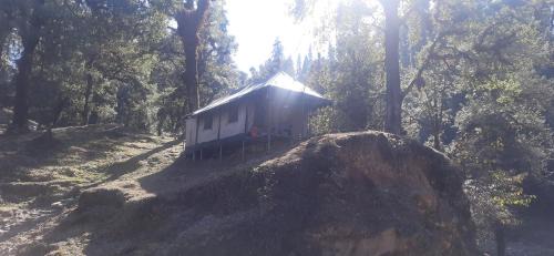 Dugalbitta House | Discover Trishul Holiday Campsite: Family-Friendly Getaway