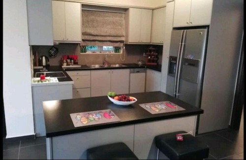 Pastra House | TRITON House with Breathtaking Views and Family Amenities