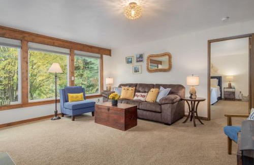 Leavenworth House | Cozy Trobele Cabin near Fish Lake - Perfect for Families