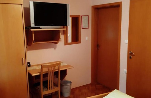 Tisina House | Guest Rated 10/10 at Tromejnik House with Breakfast Included