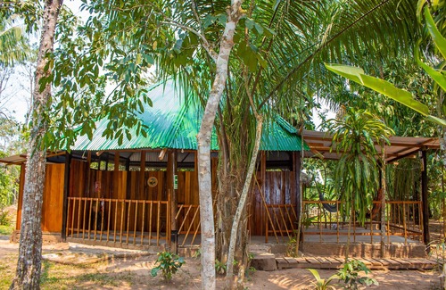 Puerto Maldonado Cottage | Tronco Tambopata Adventure: Oceanfront Family Retreat
