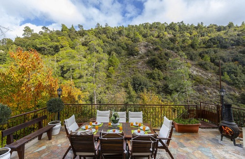 Kato Amiantos Villa | Idyllic Troodos Riverside Cottage with Breakfast and Kitchen