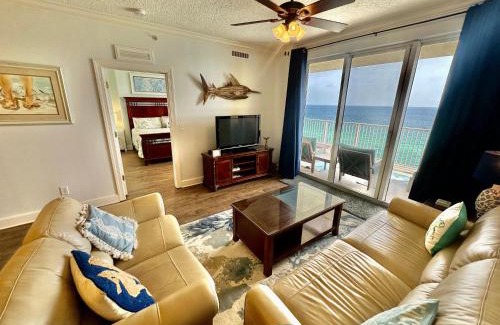 West Panama City Beach House | Discover Tropic Winds 1401: Poolside Family Retreat