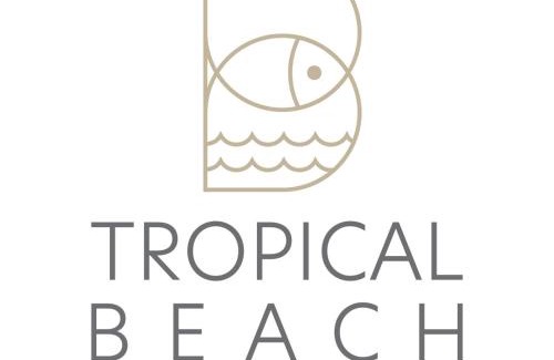 Petalidi Apartment | Oceanfront Retreat at Tropical Beach A2 for Family Getaways