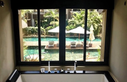 Grand-Baie Apartment | Tropical Elégance