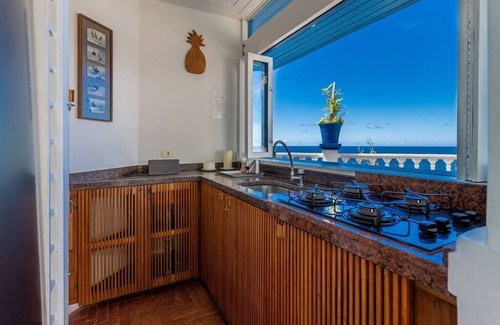 Sao Conrado House | Serene Tropical Retreat with Pool Near Leblon Beach
