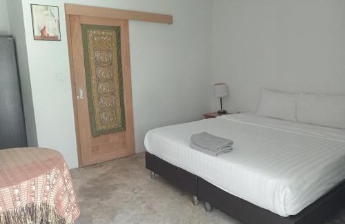 Hua Hin Resort | Experience Tropical House: Pet-Friendly Oasis with Pool