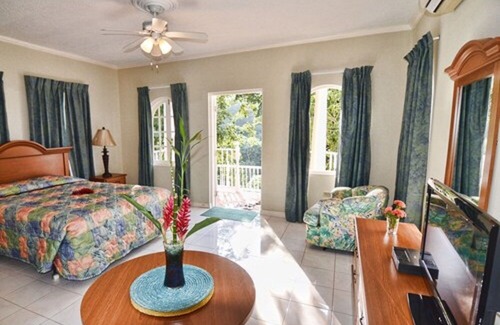 Port Antonio Hotel | Tropical Lagoon Resort