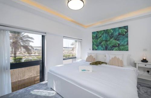 Jumeirah Village Apartment | Pet-Friendly Tropical Loft with Work Station in JVC