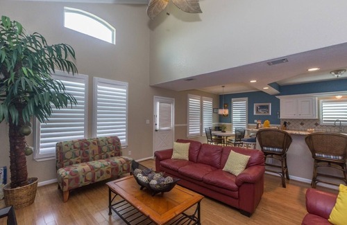Galveston House | Oceanfront Tropical Oasis in Galveston - Guest Rated 9.6