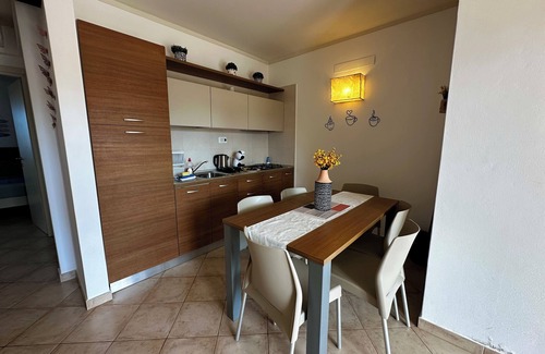 Santa Maria Apartment | Tropical Pool View - Two bedroom & Wifi