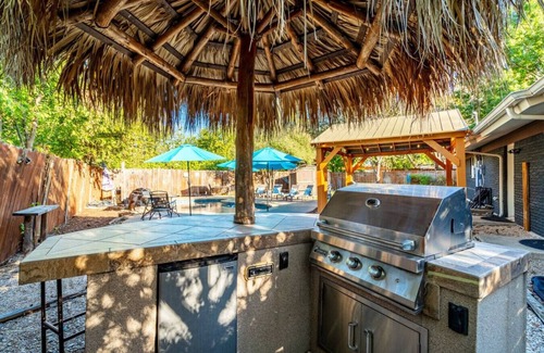Richardson House | Tropical Pool w/Tiki Bar, Fire Pit, Swing