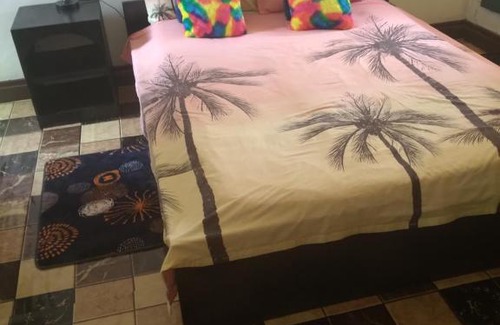 Accra Bed & Breakfast | Discover Tropical Quest B&B: Pool, Breakfast & More!