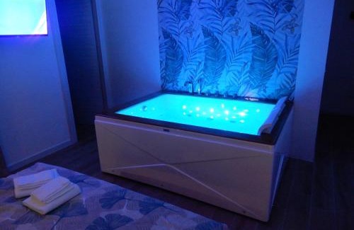 Villanova House | Tropical Relax Suite