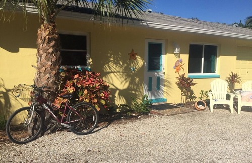 Sanibel House | Charming Sanibel Cottage: Pet-Friendly Retreat Near Beach