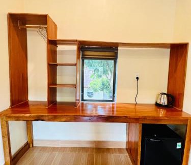 Phong Nha House | Pet-Friendly Tropical Valley Homestay with Oceanfront Pool