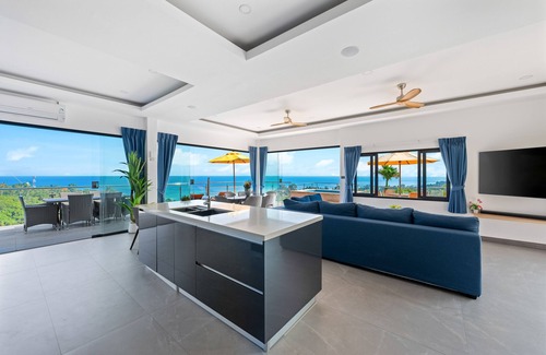 Maret Villa | Oceanfront Tropical Villa with Private Pool & Spa Relaxation