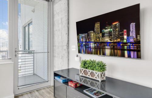 St. Petersburg - Clearwater Apartment | Tropicana Field 1 Bed in Downtown With Free Parking