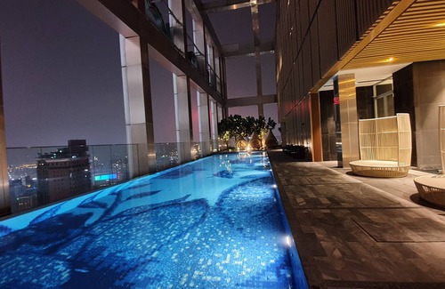 Kuala Lumpur City Centre Apartment | Top-Rated Tropicana W at KLCC: Pools & Private Amenities