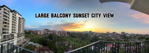 Kuching Apartment | Tropics City Supreme Black Theme Large Balcony City View至尊黑主题大阳台城市风景民宿