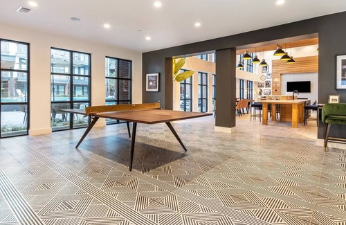 Hancock Apartment | Troubadour Landing #458 I Modern 1 Bed Apt in Austin