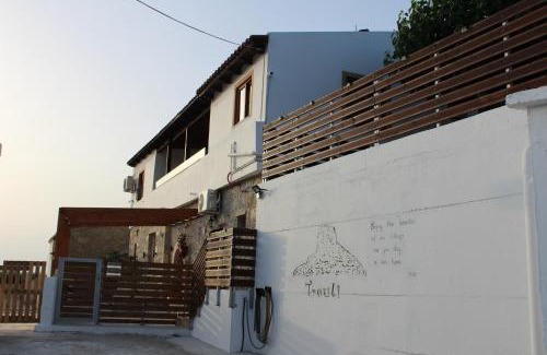 Faleliana House | Oceanfront Trouli Rokka House: Guest Rated 9.9/10