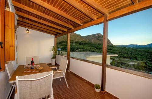 Faleliana House | Oceanfront Trouli Rokka House: Guest Rated 9.9/10