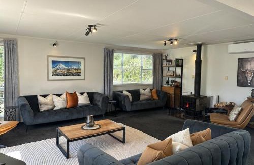 Turangi House | Trout Retreat - Family-Friendly Haven in Turangi Tongariro