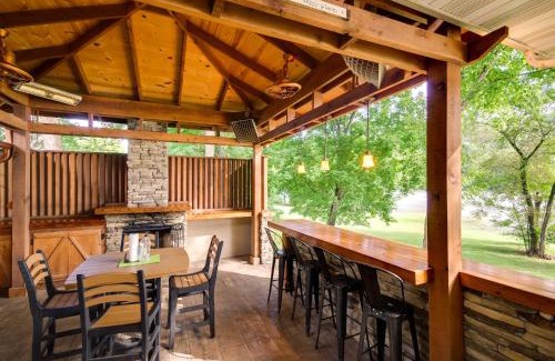 Cotter House | TroutFest Anglers Retreat: Perfect Family Getaway by White River
