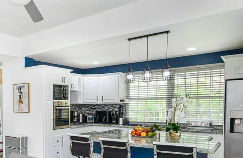 Bois d'Orange House | Trouya Beach House Saint Lucia W.I