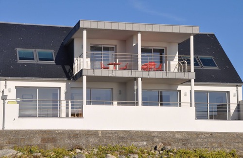Saint-Guenole House | Experience Trouz Ar Mor: Oceanfront Villa with Pool