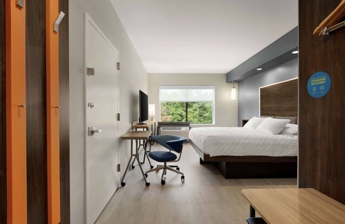 Westmere Hotel | Eco-Friendly Comfort at Tru By Hilton Albany Crossgates Mall
