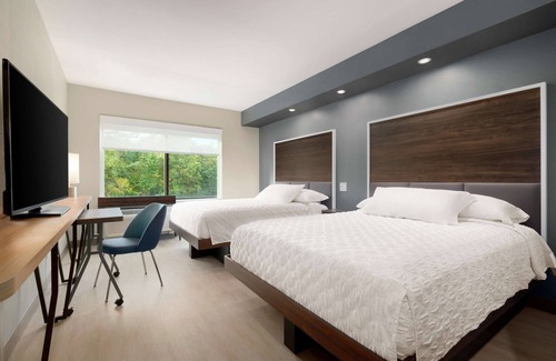 Westmere Hotel | Eco-Friendly Comfort at Tru By Hilton Albany Crossgates Mall