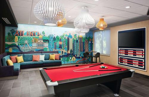 Northlake Hotel | Pet-Friendly Stay at Tru By Hilton Atlanta Northlake Parkway