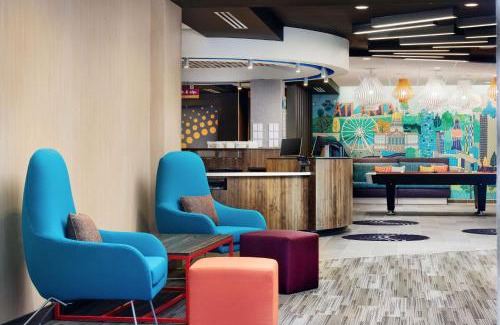 Northlake Hotel | Pet-Friendly Stay at Tru By Hilton Atlanta Northlake Parkway