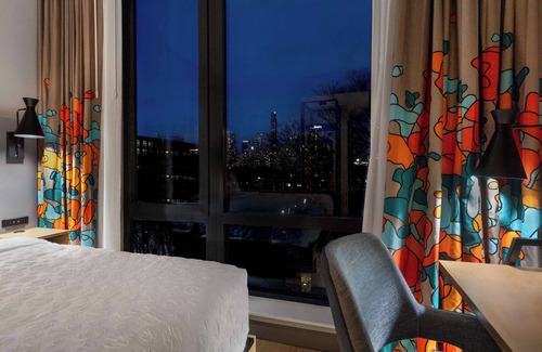 Gowanus Hotel | Guest-Rated Tru By Hilton Brooklyn with Family-Friendly Amenities