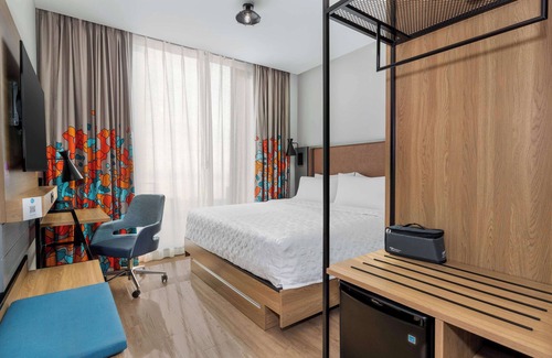 Gowanus Hotel | Guest-Rated Tru By Hilton Brooklyn with Family-Friendly Amenities