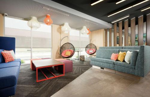 Graysville Hotel | Pet-Friendly Getaway at Tru By Hilton Chattanooga