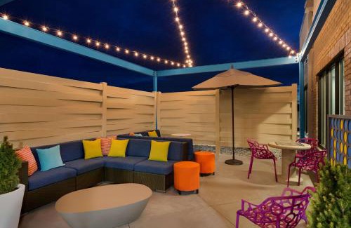 Cheyenne Hotel | Discover Tru By Hilton Cheyenne with Ocean View Amenities