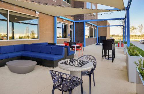 Coppell Hotel | Stylish Stay at Tru By Hilton Coppell DFW Airport North