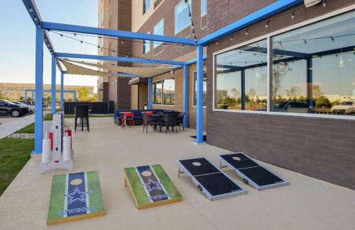 Coppell Hotel | Stylish Stay at Tru By Hilton Coppell DFW Airport North