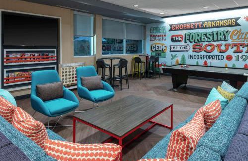 Crossett Hotel | Explore Tru By Hilton Crossett: Family-Friendly & Welcoming