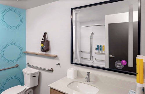 Crossett Hotel | Guest Rated 8.8: TRU By Hilton Crossett with Pool & Spa