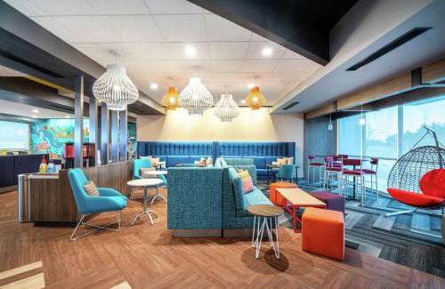 Greenville Hotel | Relax at Tru By Hilton Greenville with Pool & Family Amenities