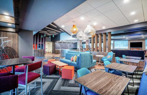Greenville Hotel | Relax at Tru By Hilton Greenville with Pool & Family Amenities
