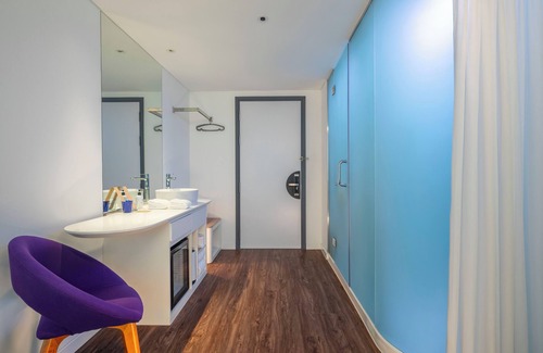 Vi Thanh Hotel | Exceptional SOJO Hotel Hau Giang with Pool & Family Amenities