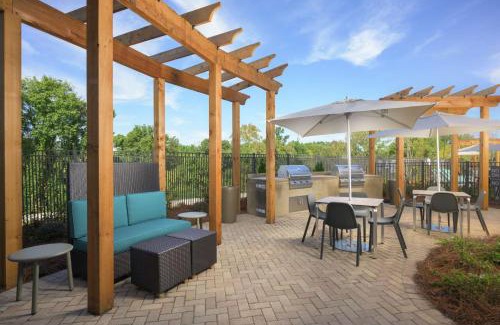 Town Center Hotel | Pet-Friendly Escape at Tru By Hilton Kennesaw, GA