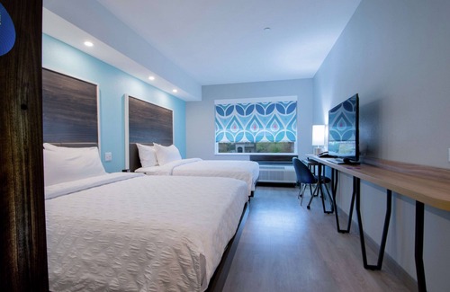 River Ranch Hotel | Eco-Friendly Comfort at Tru by Hilton Lafayette River Ranch