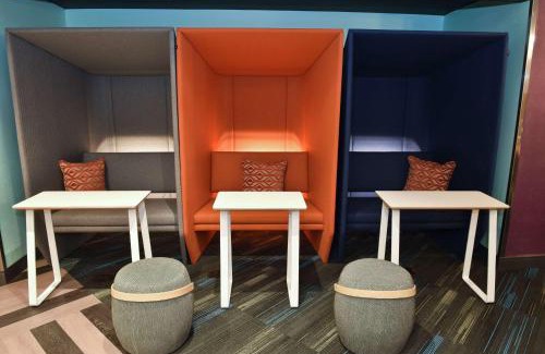 Lawrence Hotel | Discover Tru By Hilton Lawrence: Pet-Friendly Getaway