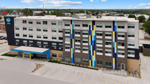 Lincoln Hotel | Experience Tru By Hilton Lincoln East: Rated 9.4/10 Stay